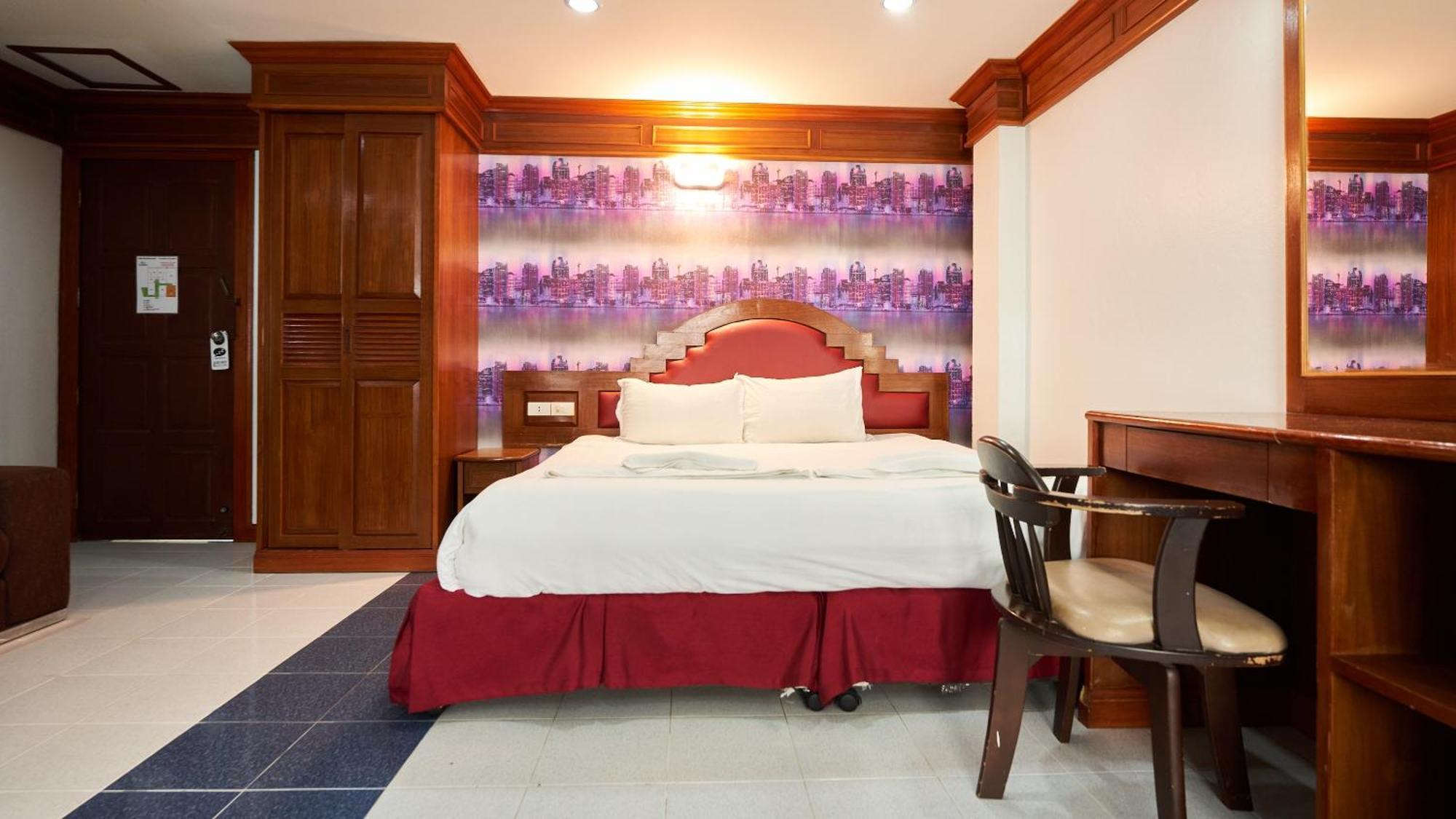 Lime Hotel Patong Cameră foto