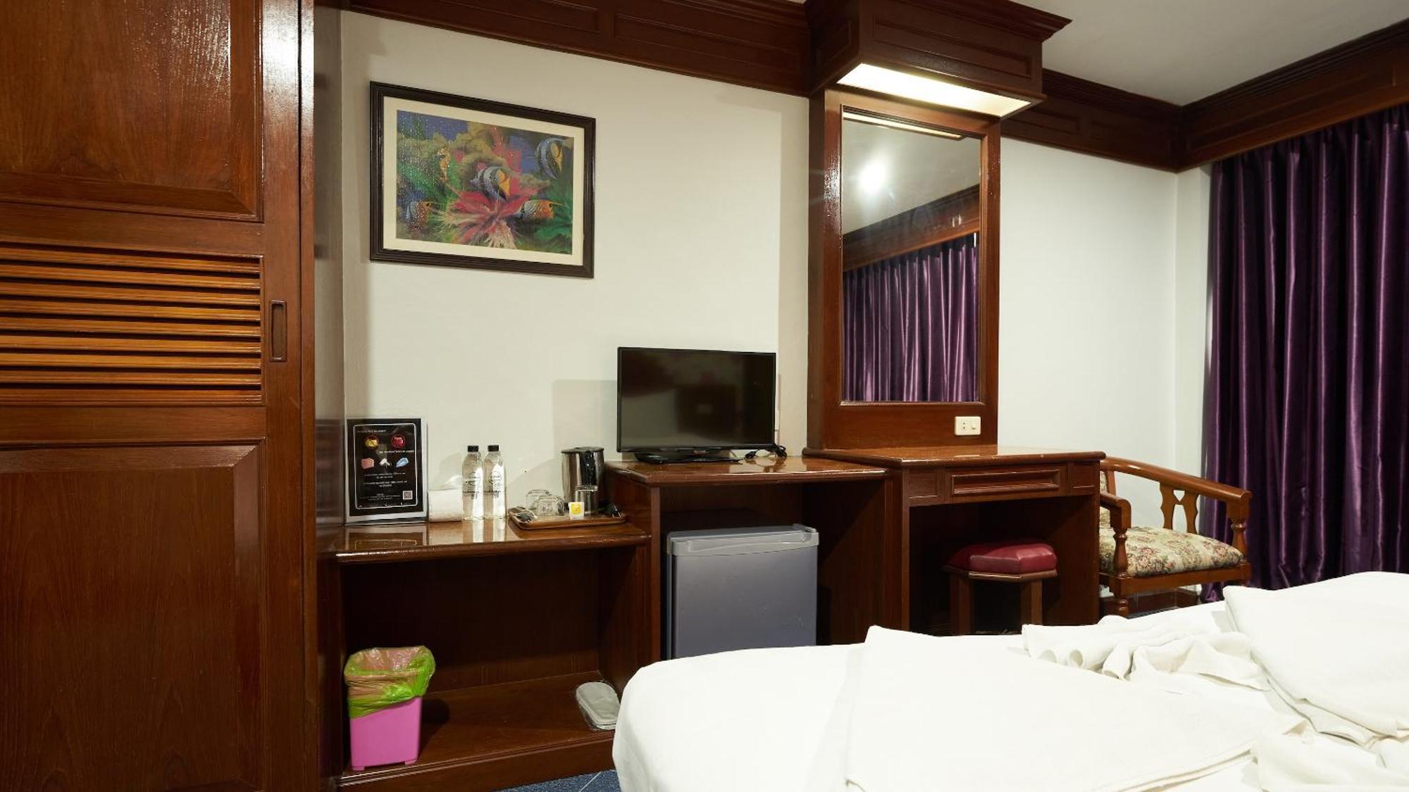 Lime Hotel Patong Cameră foto