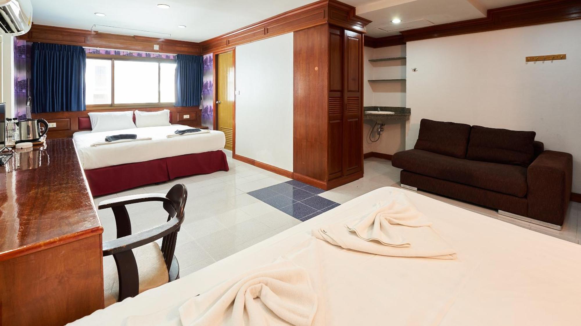 Lime Hotel Patong Cameră foto