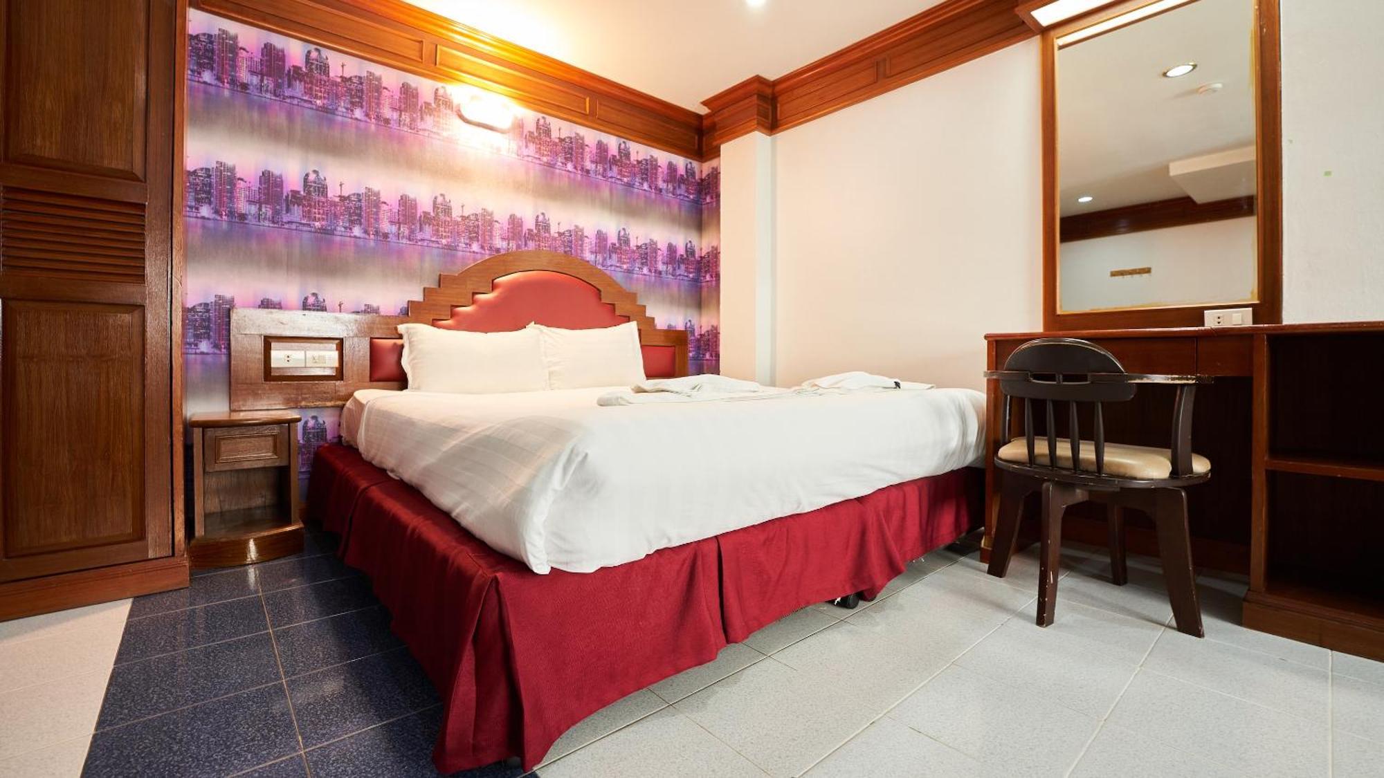 Lime Hotel Patong Cameră foto