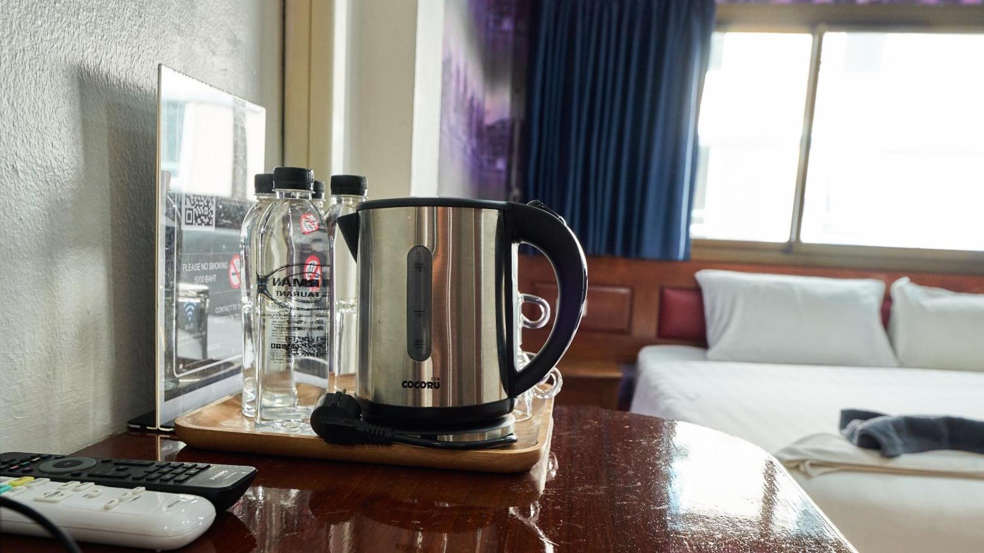 Lime Hotel Patong Cameră foto