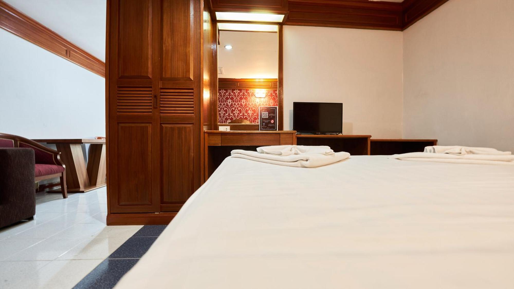 Lime Hotel Patong Cameră foto