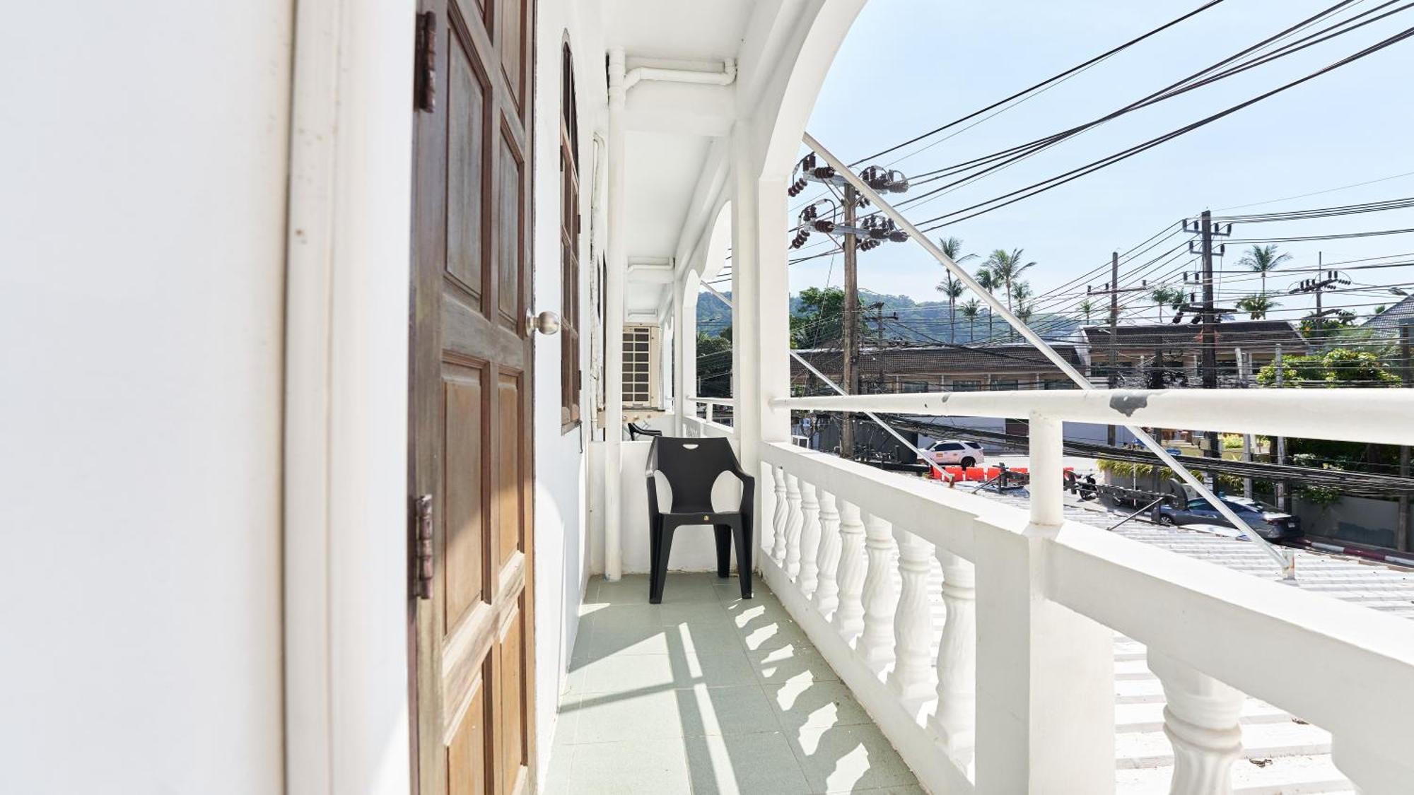 Lime Hotel Patong Cameră foto