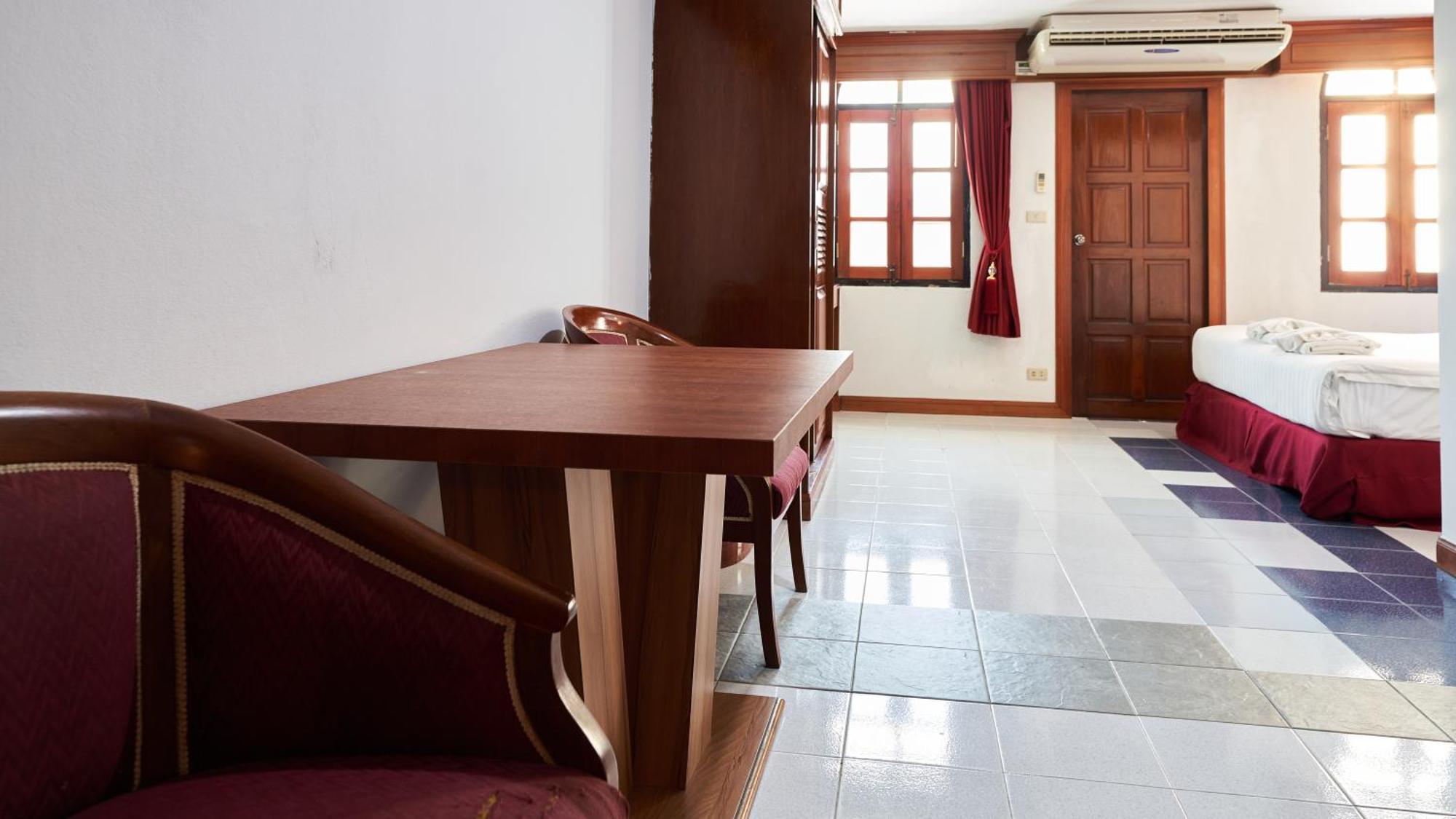 Lime Hotel Patong Cameră foto